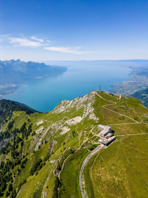 Tcheu C’est Beau 🇨🇭 valorise la beauté des montagnes suisses, les expériences outdoor et les acteurs du tourisme local 🏔️. Créateur de contenu passionné, je partage randonnées, bons plans et découvertes, tout en créant des collaborations authentiques avec des marques et destinations inspirantes 🤝 tcheu c’est beau, randonnées en Suisse, idées de randonnées, activités outdoor, tourisme Suisse, bons plans montagne, nature Suisse, paysages suisses, rando Suisse romande, rando Suisse alémanique, collabs tourisme, créateur de contenu outdoor, blog rando Suisse, expériences suisses, acteurs locaux, alpages, buvettes, escapades Suisse, voyage en Suisse Randonnée Montagne, randonnée pédestre, Itinéraire randonnée, chemin, parcours GPS, tracé gpx, SwissTopo, randonnée, Suisse-Rando, Schweizer wanderwege, idée de randonnée pédestre en Suisse, randonnée en Suisse, randotherapie, randothérapie, randotherapie.fun, Salut pétole, adjeu pétole, ça joue ou bien ? Tourisme suisse, tourisme local, Tcheu c'est beau ! T'cheu c'est beau! tcheucestbeau.ch Tcheu C’est Beau 🇨🇭 valorise la beauté des montagnes suisses, les expériences outdoor et les acteurs du tourisme local 🏔️. Créateur de contenu passionné, je partage randonnées, bons plans et découvertes, tout en créant des collaborations authentiques avec des marques et destinations inspirantes 🤝 tcheu c’est beau, randonnées en Suisse, idées de randonnées, activités outdoor, tourisme Suisse, bons plans montagne, nature Suisse, paysages suisses, rando Suisse romande, rando Suisse alémanique, collabs tourisme, créateur de contenu outdoor, blog rando Suisse, expériences suisses, acteurs locaux, alpages, buvettes, escapades Suisse, voyage en Suisse Randonnée Montagne, randonnée pédestre, Itinéraire randonnée, chemin, parcours GPS, tracé gpx, SwissTopo, randonnée, Suisse-Rando, Schweizer wanderwege, idée de randonnée pédestre en Suisse, randonnée en Suisse, randotherapie, randothérapie, randotherapie.fun, Salut pétole, adjeu pétole, ça joue ou bien ? Tourisme suisse, tourisme local, Tcheu c'est beau ! T'cheu c'est beau! tcheucestbeau.ch