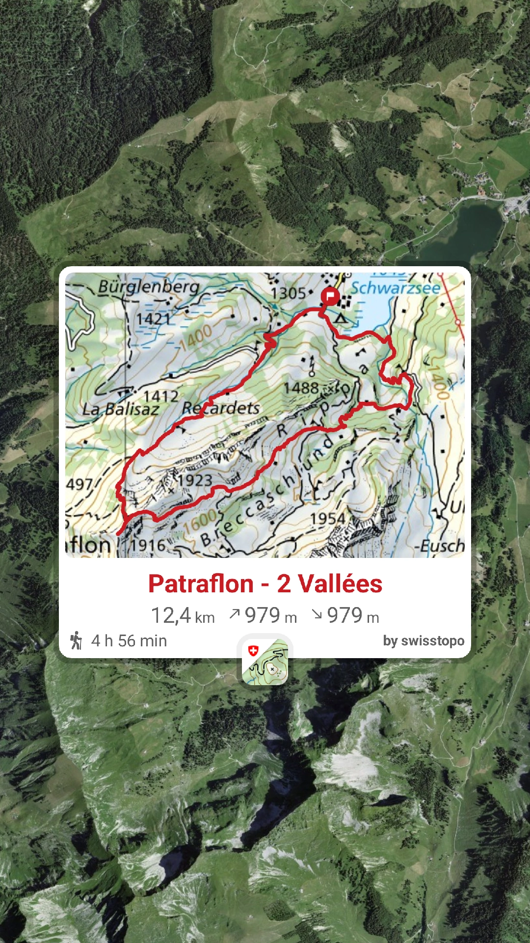 Randonnée du Patraflon depuis le Lac Noir Vue sur le Patraflon et les paysages des Préalpes fribourgeoises lors de la randonnée depuis le Lac Noir